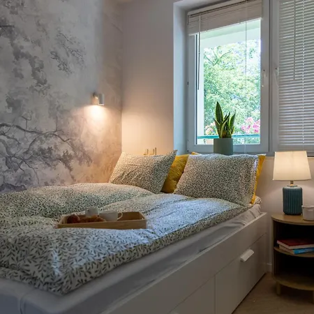 Apartamento Center By The Subway And Railway Station *