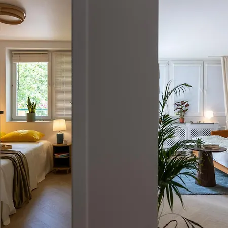 Center By The Subway And Railway Station Apartamento Varsóvia