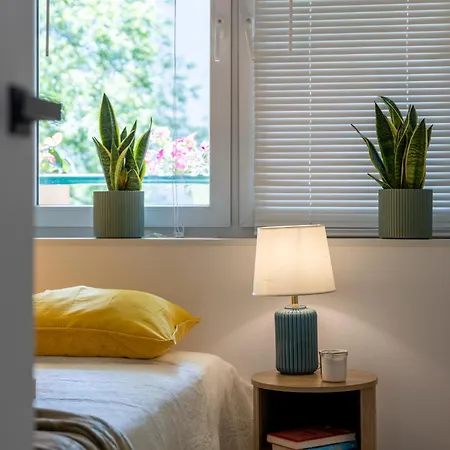 Apartamento Center By The Subway And Railway Station
