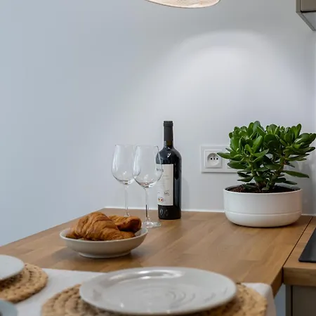 Center By The Subway And Railway Station * Varsóvia